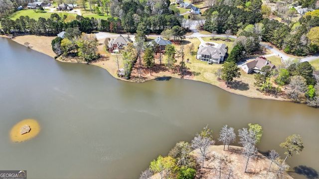 1009 Lyndhurst Way SE, Conyers, GA 30013