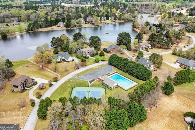 1009 Lyndhurst Way SE, Conyers, GA 30013