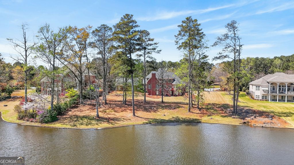 1009 Lyndhurst Way SE, Conyers, GA 30013