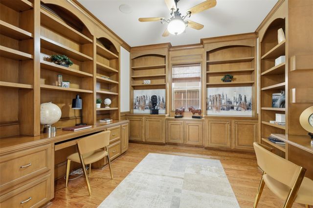 539 Wisteria Street, Bellaire, TX 77401