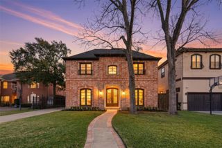 539 Wisteria Street, Bellaire, TX 77401