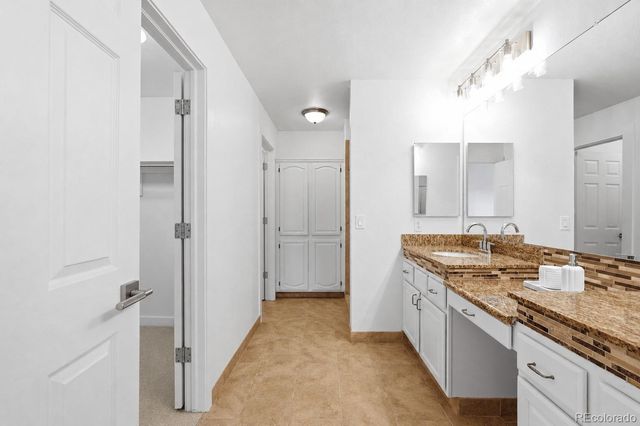 7883 S Buchanan Way, Aurora, CO 80016