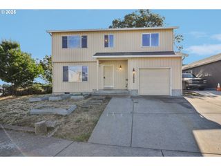 52866 Ne 2ND St, Scappoose, OR 97056