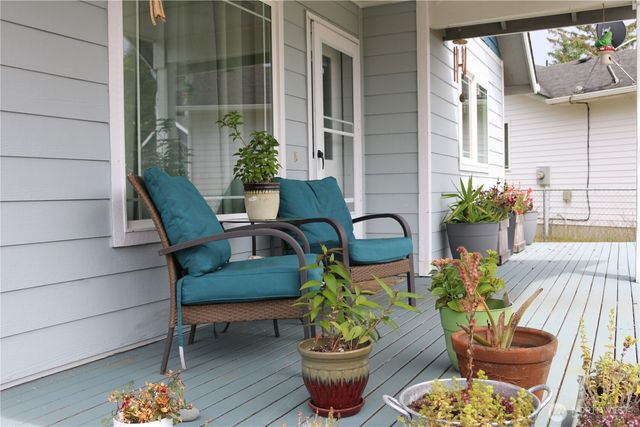 858 Willow Court SW, Ocean Shores, WA 98569