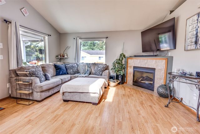 858 Willow Court SW, Ocean Shores, WA 98569