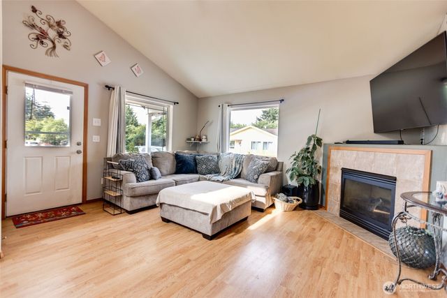 858 Willow Court SW, Ocean Shores, WA 98569