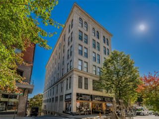 84 Walnut Street, Asheville, NC 28801