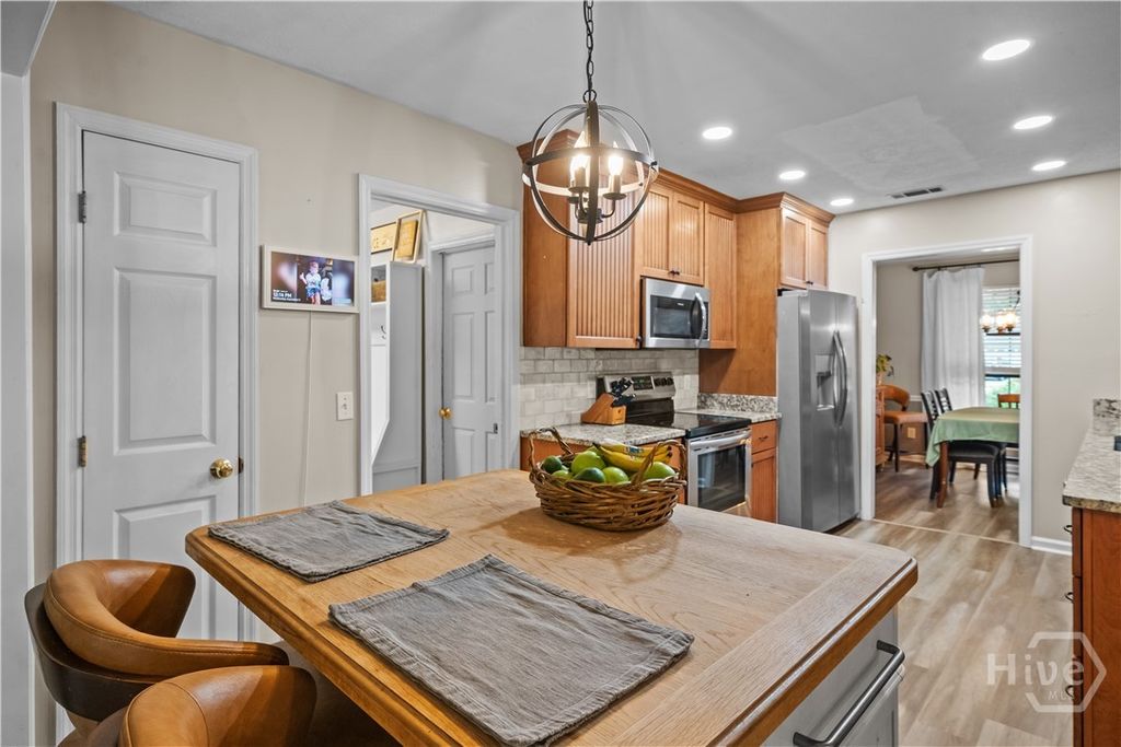 Image 17 of property listing at 8 Bristlecone Court, Savannah, GA 31419