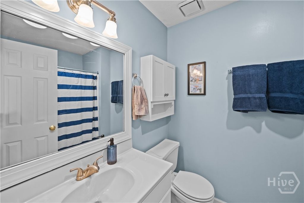 Image 40 of property listing at 8 Bristlecone Court, Savannah, GA 31419