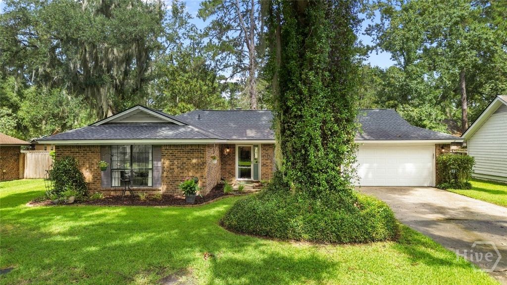 Image 54 of property listing at 8 Bristlecone Court, Savannah, GA 31419