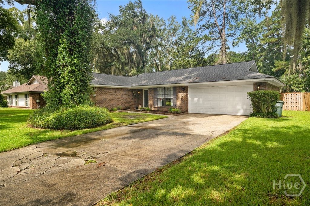 Image 55 of property listing at 8 Bristlecone Court, Savannah, GA 31419