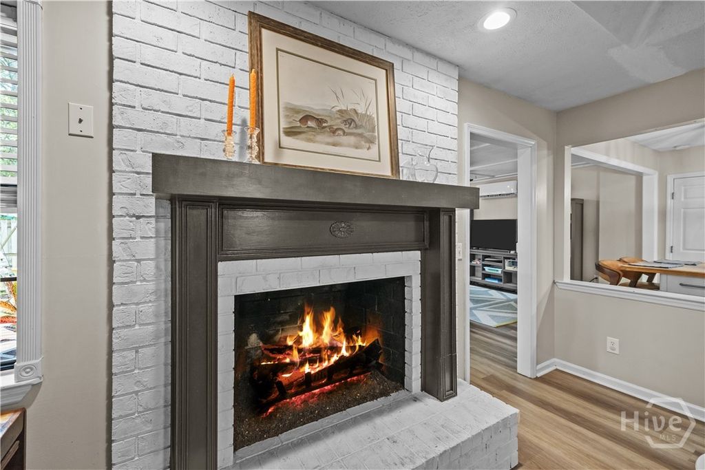 Image 8 of property listing at 8 Bristlecone Court, Savannah, GA 31419