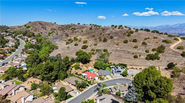 5 Sagebrush, Pomona, CA 91766