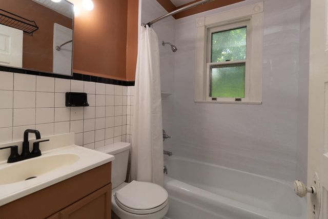 119 Isabel Street E, Saint Paul, MN 55107