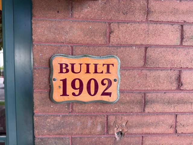 119 Isabel Street E, Saint Paul, MN 55107