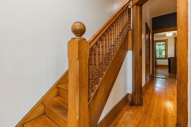 119 Isabel Street E, Saint Paul, MN 55107
