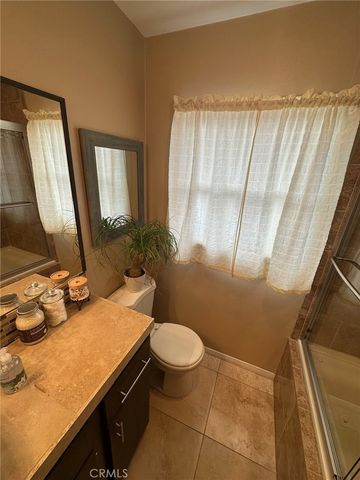 8956 Swinton Avenue, Los Angeles, CA 91343