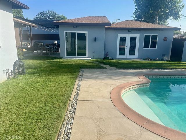 8956 Swinton Avenue, Los Angeles, CA 91343