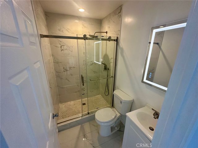 8956 Swinton Avenue, Los Angeles, CA 91343