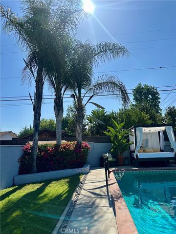 8956 Swinton Avenue, Los Angeles, CA 91343
