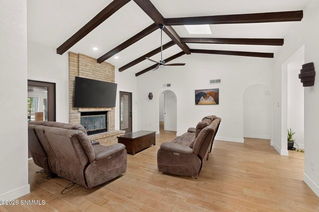 123 Lytton Circle, Las Cruces, NM 88001
