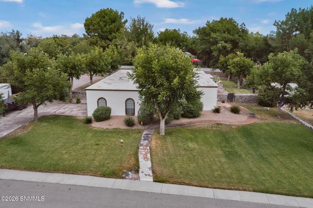 123 Lytton Circle, Las Cruces, NM 88001