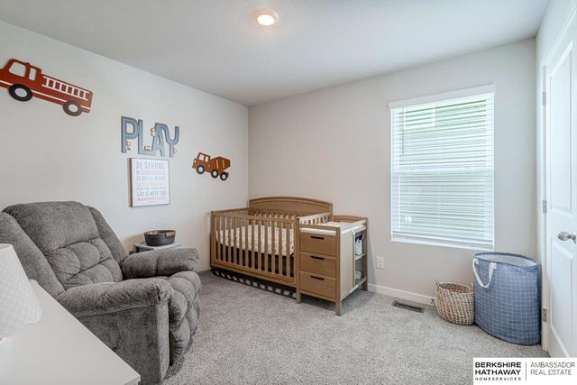 11462 Port Royal Drive, Papillion, NE 68046