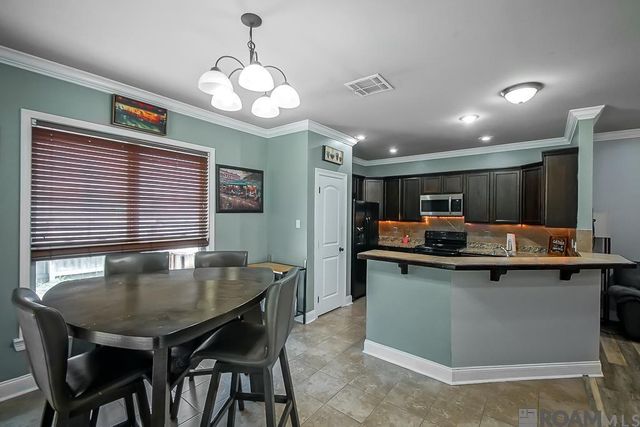 21089 Beau Chateau Blvd, Ponchatoula, LA 70454