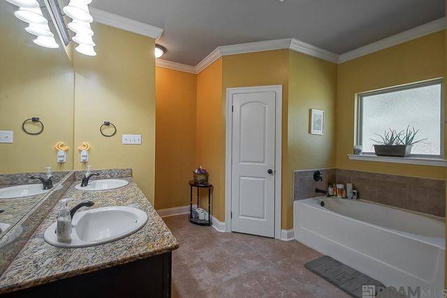 21089 Beau Chateau Blvd, Ponchatoula, LA 70454