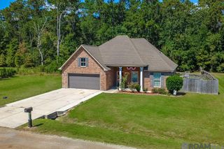 21089 Beau Chateau Blvd, Ponchatoula, LA 70454