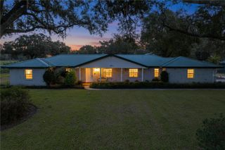 9471 MCINTOSH ROAD, Dover, FL 33527