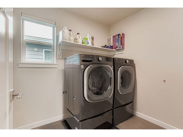 17412 Sw TRILLIUM Ln, Sherwood, OR 97140