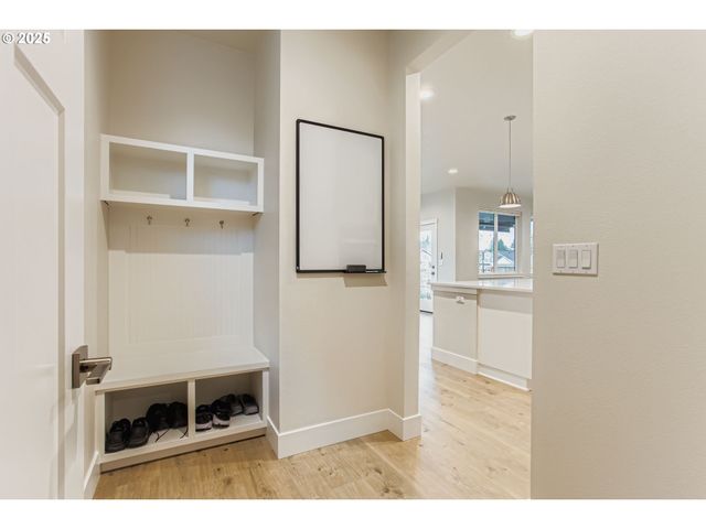 17412 Sw TRILLIUM Ln, Sherwood, OR 97140