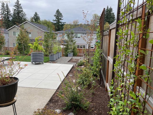 17412 Sw TRILLIUM Ln, Sherwood, OR 97140