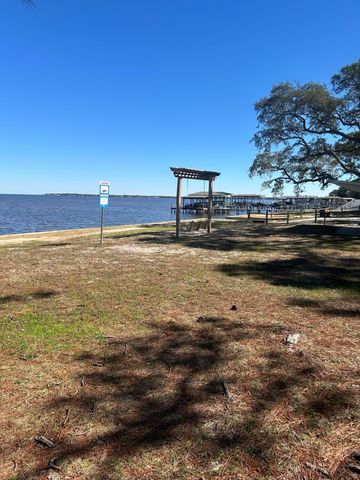 317 Bayshore Drive, Destin, FL 32550