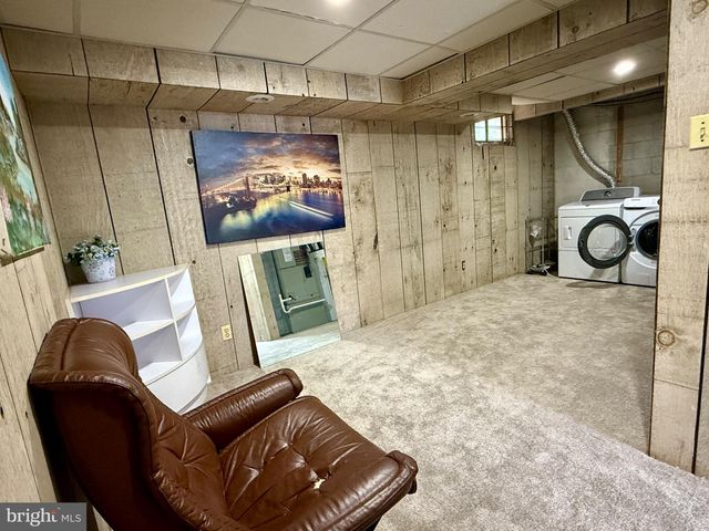 9 INGRID CT, Wilmington, DE 19808