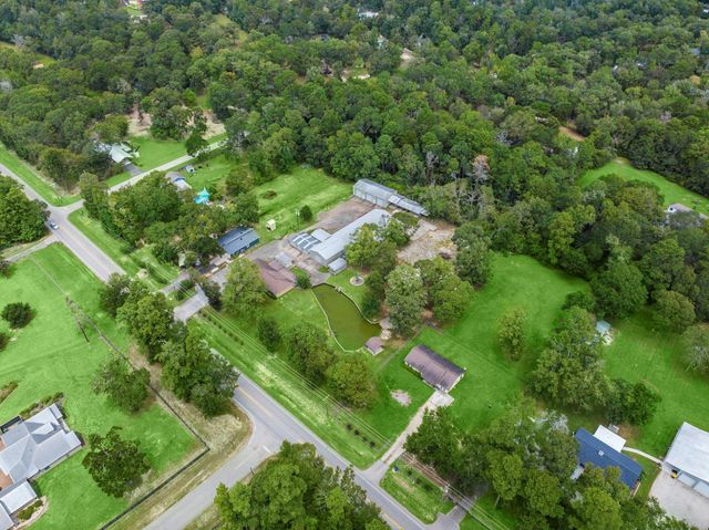 11681 Willis Waukegan Road, Conroe, TX 77303