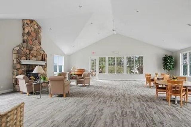17711 Cobblefield Lane, Spring Lake, MI 49456