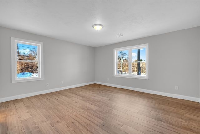 7 B L Stevens Rd B, Charlton, MA 01507