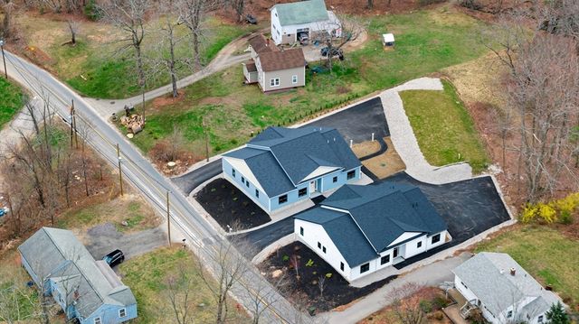 7 B L Stevens Rd B, Charlton, MA 01507