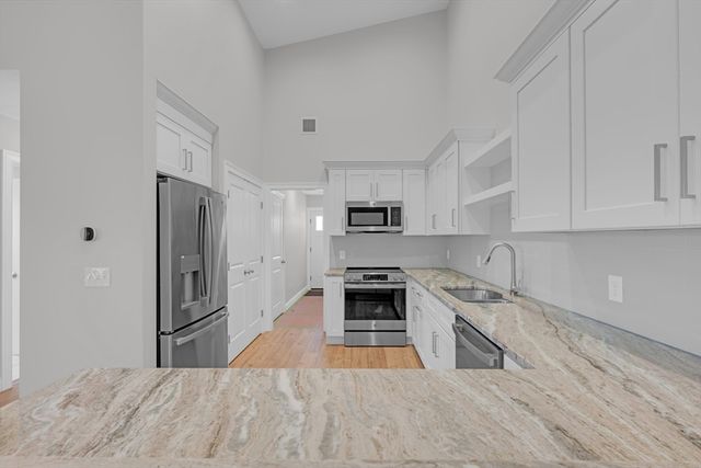 7 B L Stevens Rd B, Charlton, MA 01507