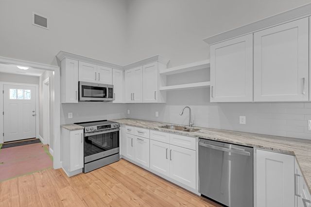 7 B L Stevens Rd B, Charlton, MA 01507
