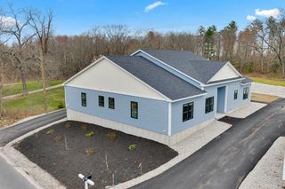 7 B L Stevens Rd B, Charlton, MA 01507