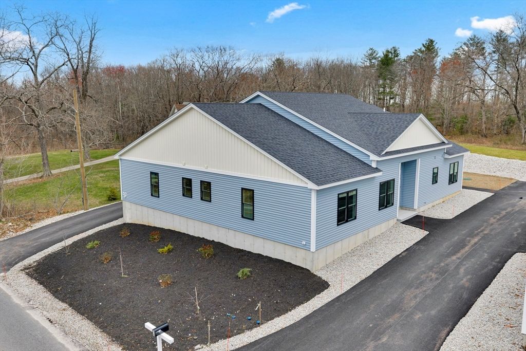 7 B L Stevens Rd B, Charlton, MA 01507