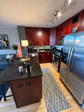 1636 N WELLS Street 612, Chicago, IL 60614