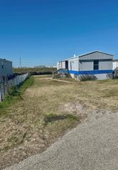 2529 Mcdonald Road, Oyster Creek, TX 77541