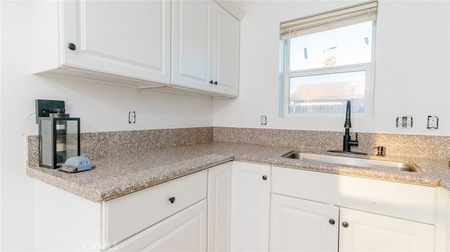 165 N Alessandro Avenue, San Jacinto, CA 92583