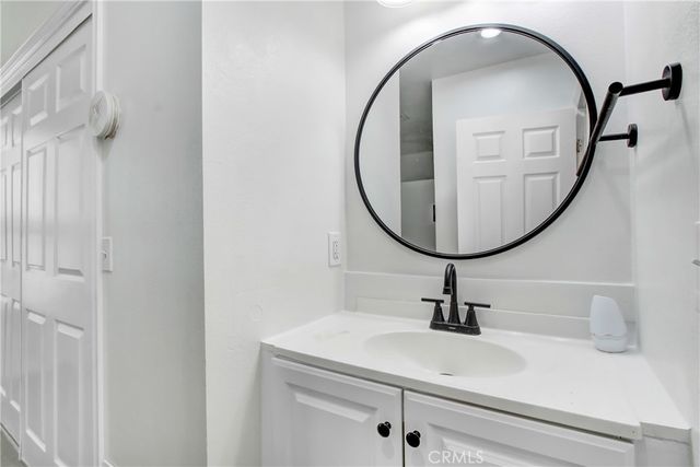165 N Alessandro Avenue, San Jacinto, CA 92583