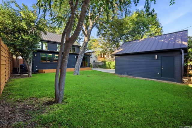 434 THELMA DR, Olmos Park, TX 78212