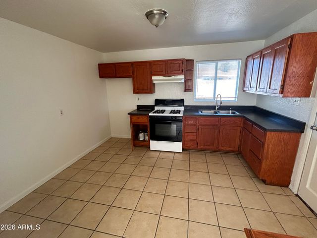114 W RILEY Drive, Avondale, AZ 85323